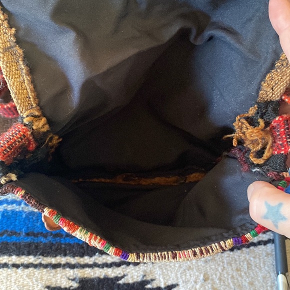 Y2K Artisan Made knit Crossbody Festival bag with Rad Aztec beads! Like New! - Picture 5 of 6